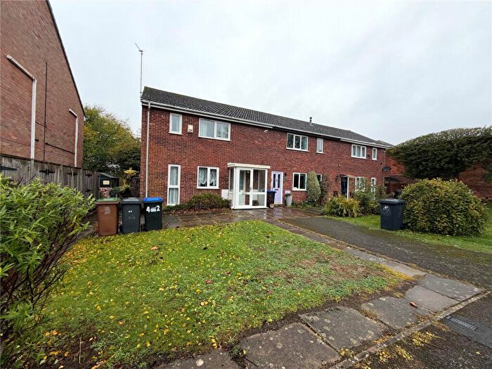 2 Bedroom End Of Terrace House For Sale In Riverside Drive, Weedon, Northamptonshire, NN7