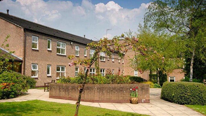 1 Bedroom Flat To Rent In Wadsworth Court, Wadsworth Street, Pellon Lane, Halifax, West Yorkshire, HX1