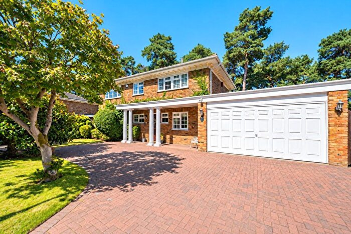 4 Bedroom Detached House For Sale In Camberley, Surrey, GU15
