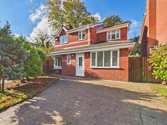 4 Bedroom Detached House For Sale In Penfold Close, Calderstones, Liverpool., L18