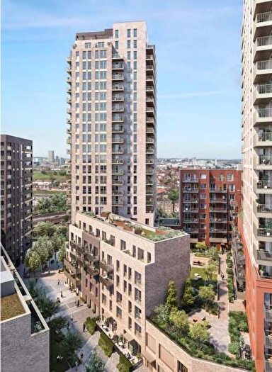 1 Bedroom Flat To Rent In Everdene Path, London, W3