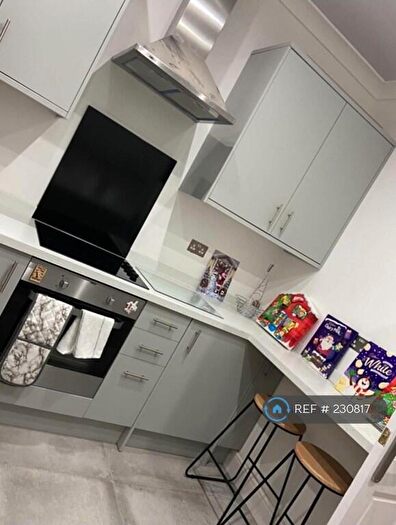 3 Bedroom End Of Terrace House To Rent In Gerald St, South Shields, NE34