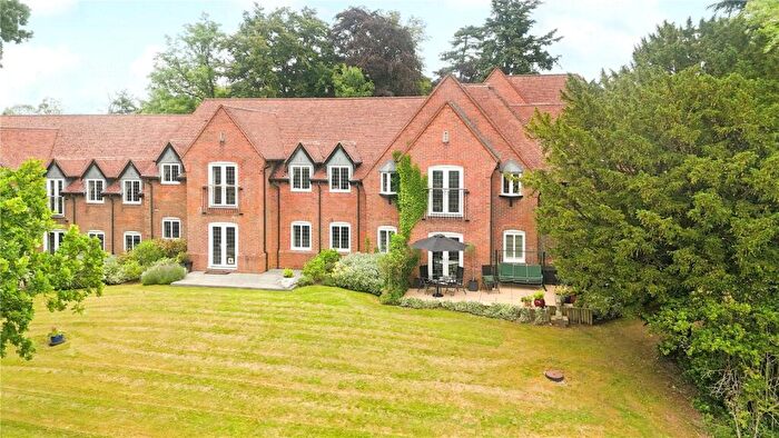 2 Bedroom Apartment To Rent In Lea End Lane, Birmingham, Worcestershire, B38