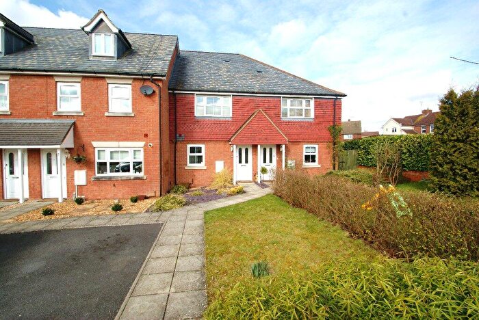 3 Bedroom Terraced House For Sale In Colvin Close, Andover, SP10
