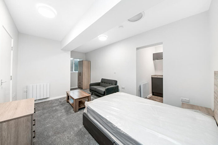 Studio To Rent In The Beacon, Stile Common Road, Huddersfield, HD4