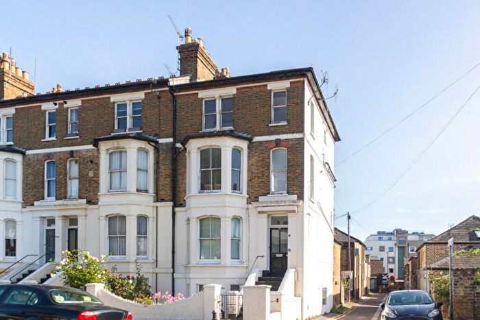 1 Bedroom Flat For Sale In Devereux Road, Southend On Sea, SS1