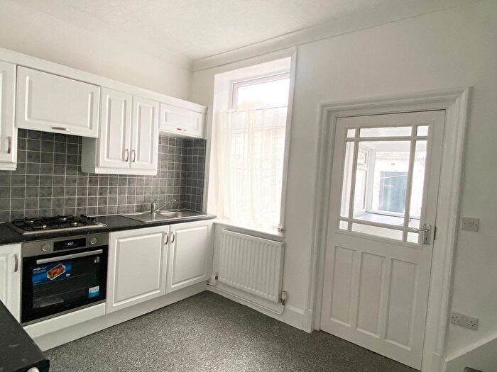 2 Bedroom Property To Rent In Hanover Street, Colne, BB8