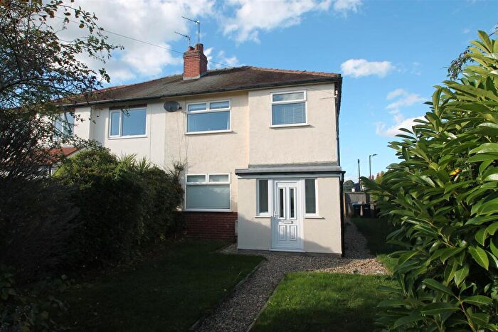 3 Bedroom Semi-Detached House For Sale In Beech Avenue, Harrogate, HG2