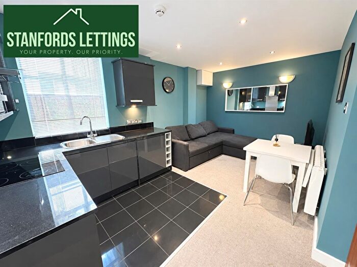 1 Bedroom Flat To Rent In Flat B Princes House, North Street, Brighton, BN1