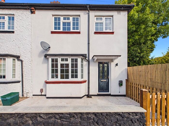3 Bedroom End Of Terrace House For Sale In Bromley, Kent, BR2