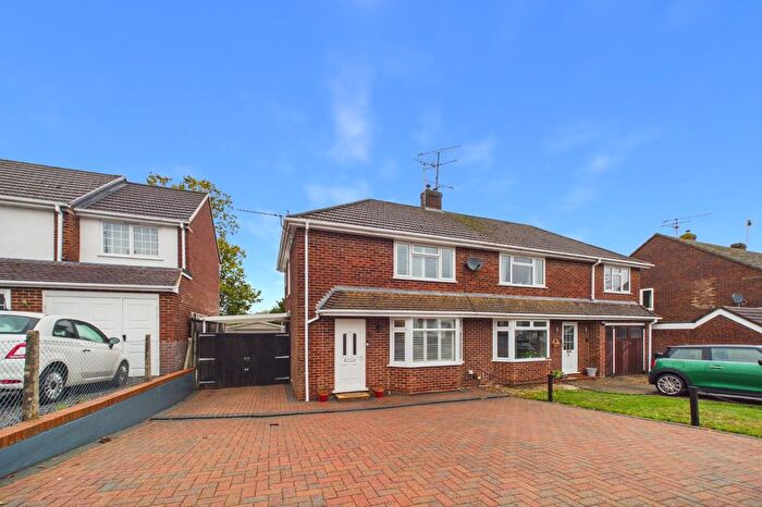 2 Bedroom Semi-Detached House For Sale In Warborough Avenue, Tilehurst, Reading, Berkshire, RG31