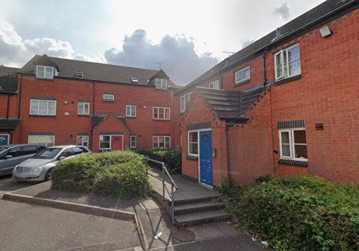 2 Bedroom Flat For Sale In Flat, Danvers Road, Leicester, Leicestershire, LE3