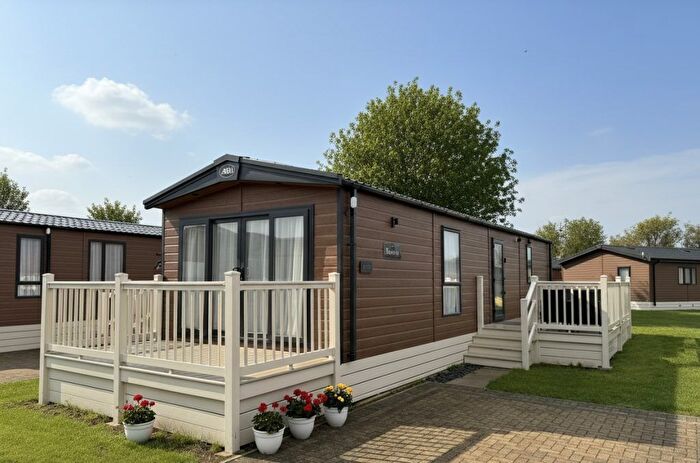 2 Bedroom Lodge For Sale In Amotherby Lane, Amotherby, Malton, YO17