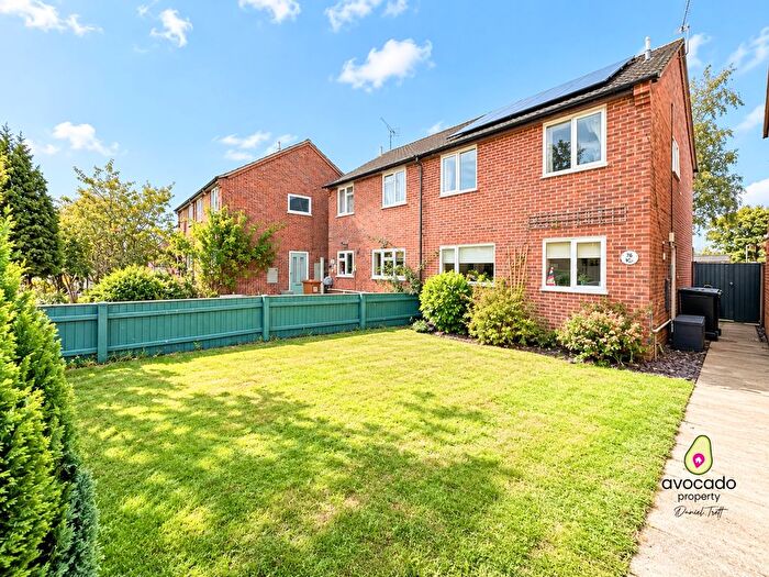 3 Bedroom Semi-Detached House For Sale In Lyndford Road, Stalham, Norwich, Norfolk, NR12