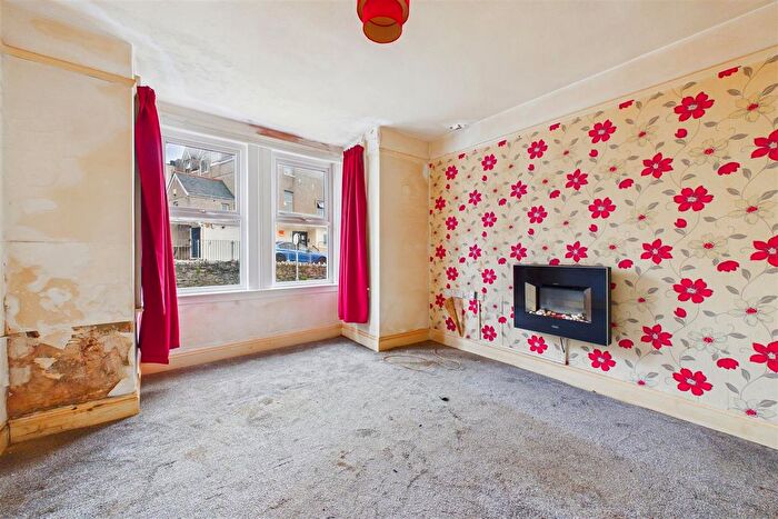 3 Bedroom Terraced House For Sale In Trenance Road, Newquay, TR7