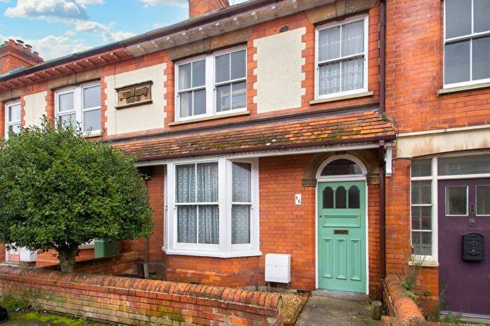 4 Bedroom Terraced House For Sale In Benedict Street, Glastonbury, BA6