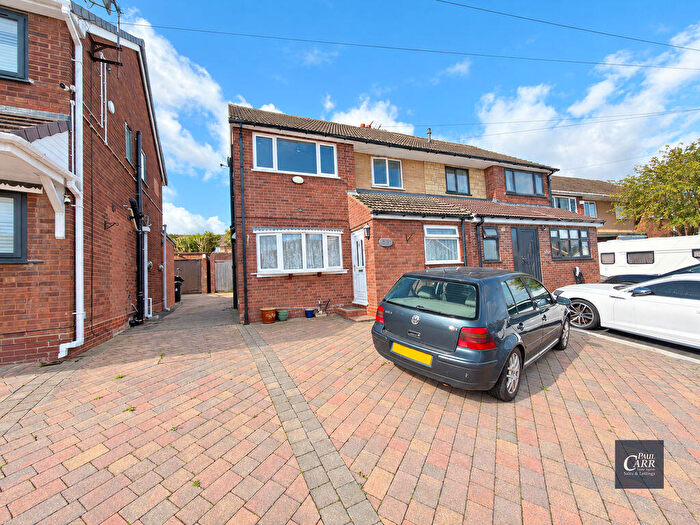 3 Bedroom Semi-Detached House For Sale In Laneside Avenue, Streetly, Sutton Coldfield, B74