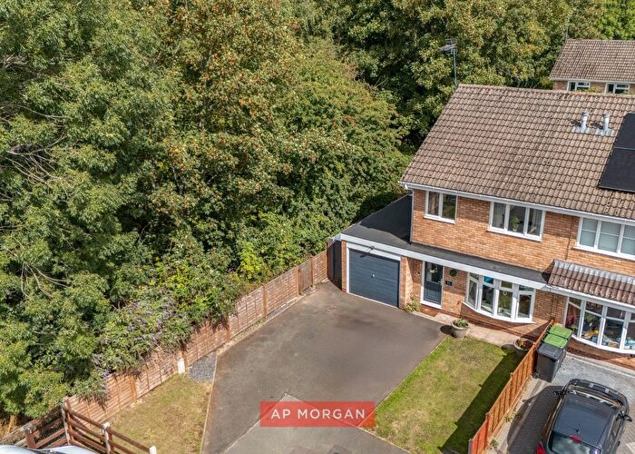 3 Bedroom Semi-Detached House For Sale In Kendal Close, Harwood Park, Bromsgrove, Worcestershire, B60