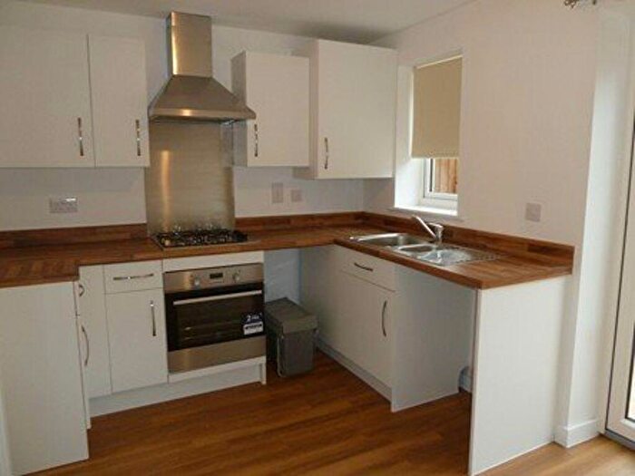 2 Bedroom House To Rent In Wildfell Walk - Northampton, NN5