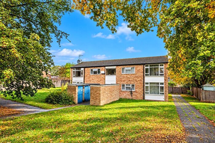 1 Bedroom Flat To Rent In Elmswood, Bookham, KT23