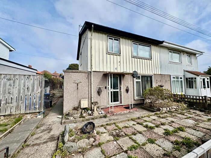 3 Bedroom Semi-Detached House For Sale In Dahlia Crescent, Peterlee, County Durham, SR8