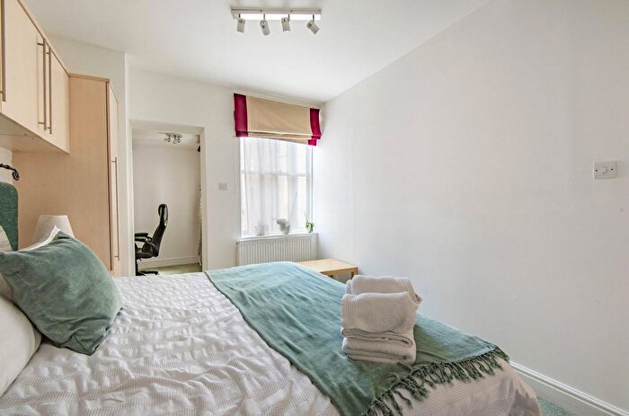 1 Bedroom Flat To Rent In Drury Lane, London, WC2B