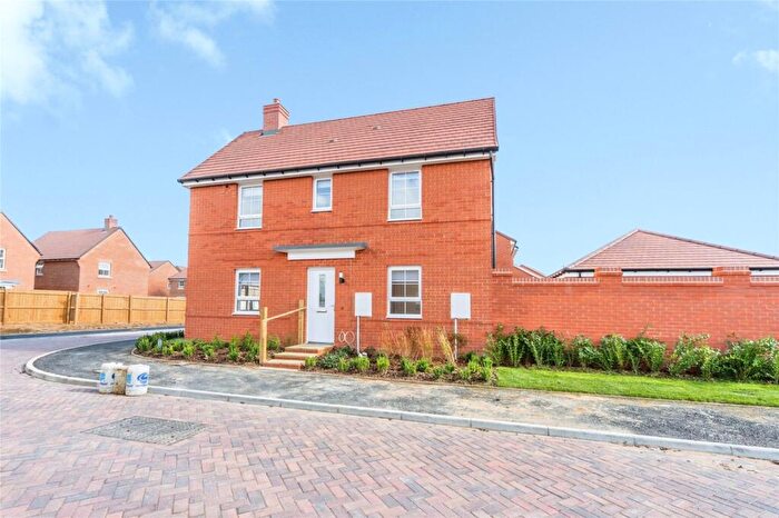 3 Bedroom Detached House To Rent In Tern Crescent, Bosham, Chichester, West Sussex, PO18