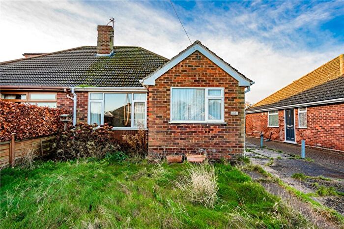 2 Bedroom Semi-Detached Bungalow For Sale In Westfield Road, Waltham, DN37