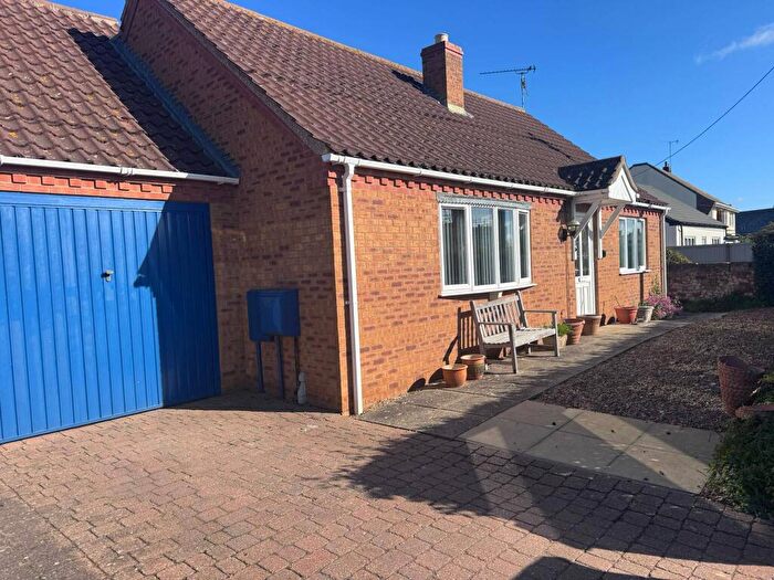 2 Bedroom Detached Bungalow For Sale In Downs Road, PE36