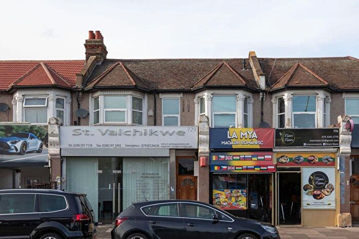 Studio To Rent In High Road, Seven Kings, IG3