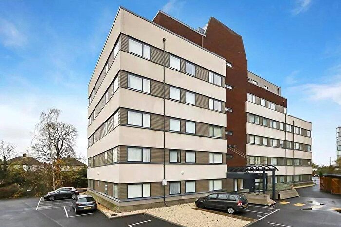2 Bedroom Flat To Rent In Clayton Road, Hayes, UB3