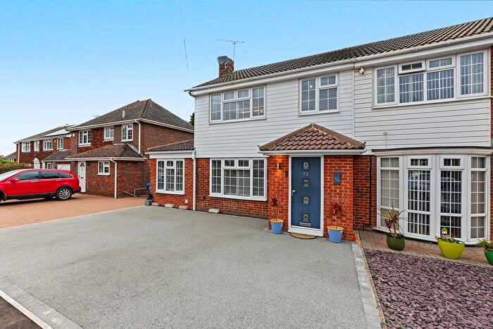 3 Bedroom Semi-Detached House For Sale In Doubleday Drive, Bapchild, Sittingbourne, ME9
