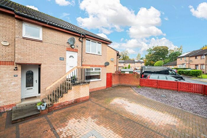 2 Bedroom Flat For Sale In Falcon Brae, Ladywell, Livingston, EH54
