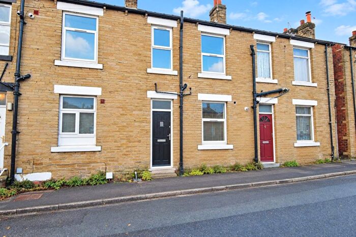 1 Bedroom Terraced House To Rent In Fairfield Terrace, Ossett, WF5