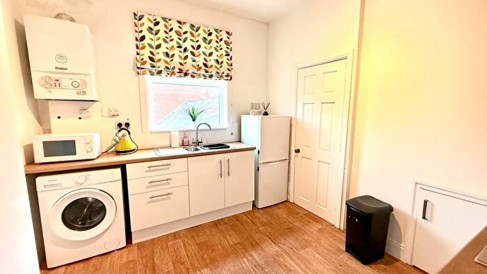 1 Bedroom Flat To Rent In Taplin Road, Hillsborough, Sheffield, S6