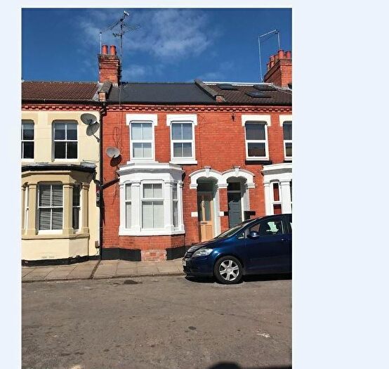 3 Bedroom Terraced House To Rent In Turner Street, Northampton, NN1