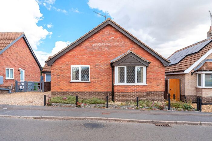 3 Bedroom Detached Bungalow For Sale In Arthurton Road, Spixworth, NR10