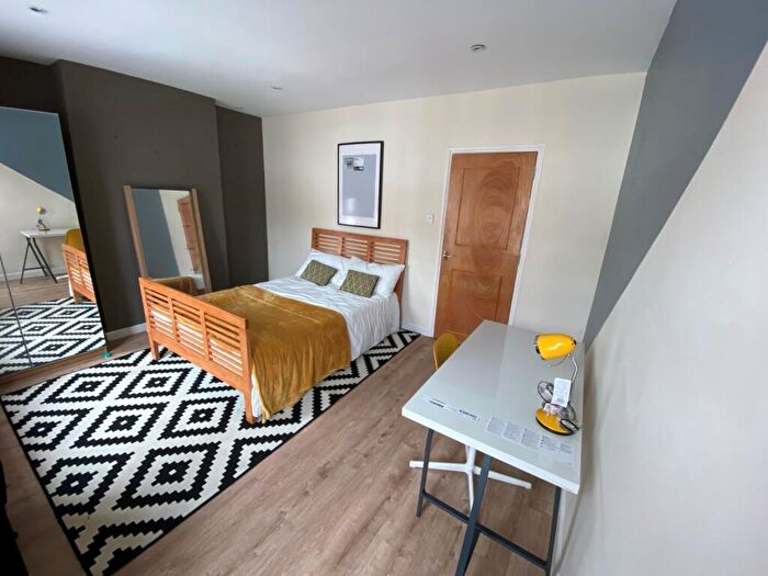 3 Bedroom Terraced House To Rent In Hirwain Street, Cathays, CF24