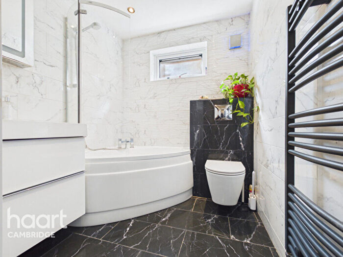2 Bedroom Apartment For Sale In Walpole Road, Cambridge, CB1