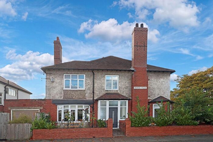 4 Bedroom Semi-Detached House For Sale In Grange Villas, Wallsend, NE28
