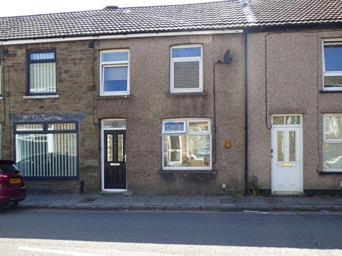 3 Bedroom Terraced House To Rent In Gloucester Buildings, Pantygog, Bridgend ., CF32