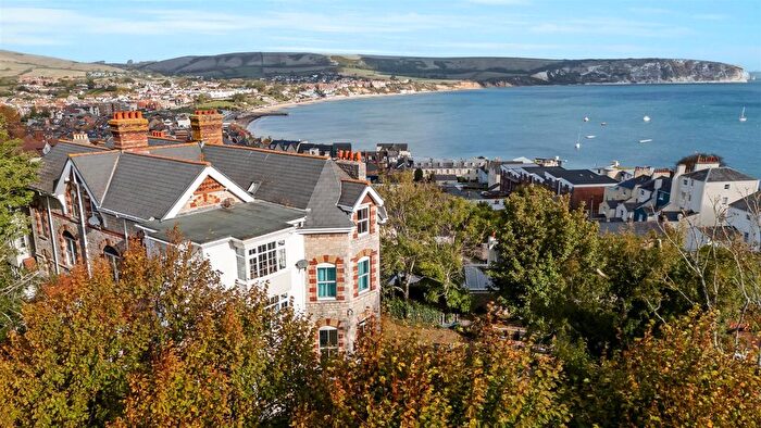 3 Bedroom Flat For Sale In Park Road, Swanage, BH19