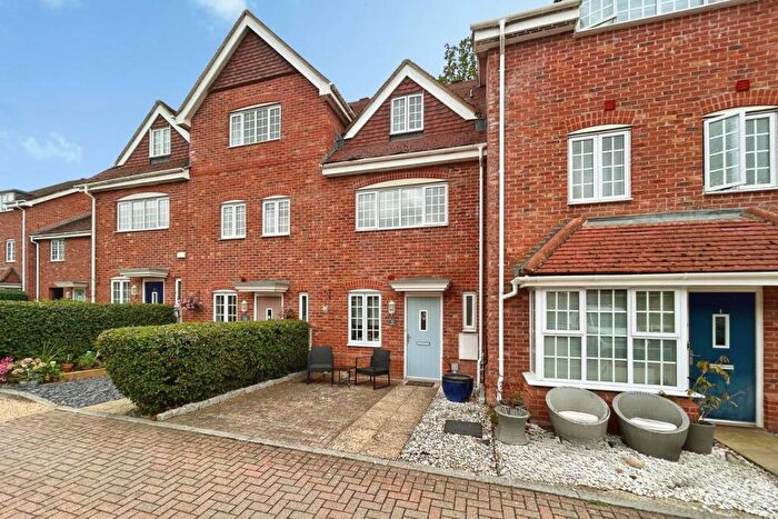3 Bedroom Terraced House For Sale In Foundry Close, Hook, Hampshire, RG27