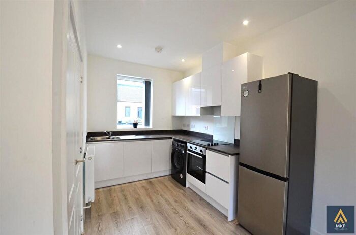 3 Bedroom Terraced House To Rent In Parkes Avenue, B12