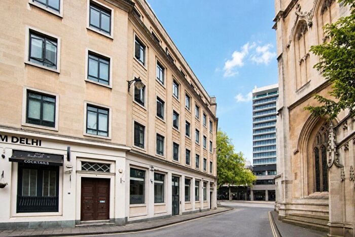 2 Bedroom Apartment To Rent In Bradley House, St Stephens Avenue, Bristol, BS1