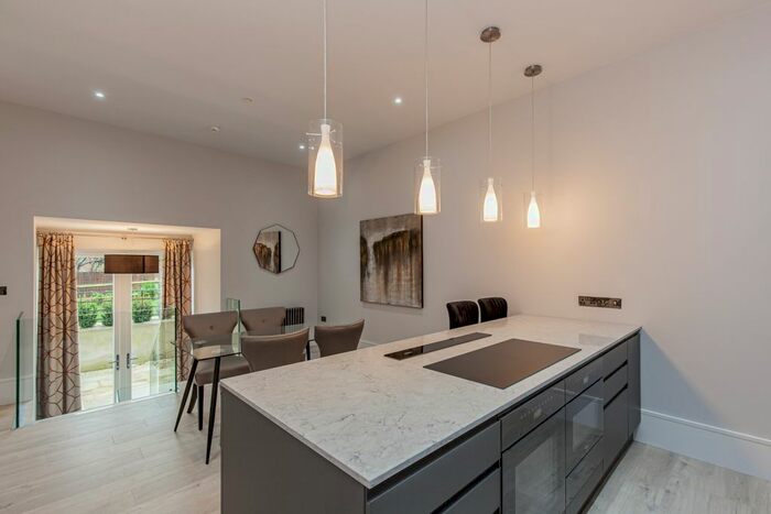 1 Bedroom Flat To Rent In Church Farmhouse, Holton, OX33