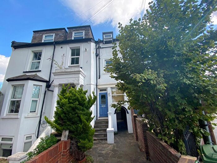 1 Bedroom Semi-Detached House To Rent In Ashley Road, Epsom, KT18