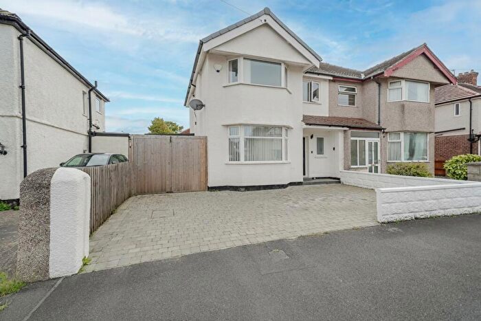 4 Bedroom Semi-Detached House For Sale In Derwent Road, Meols, Wirral, CH47