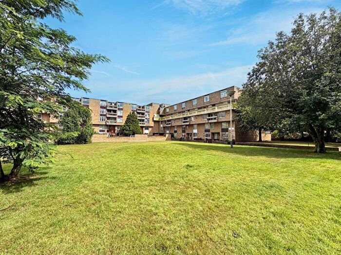 1 Bedroom Flat To Rent In Waterloo Walk, Washington, NE37