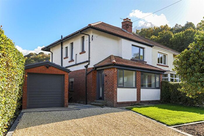 3 Bedroom Semi-Detached House For Sale In Bradford Road, Otley, LS21